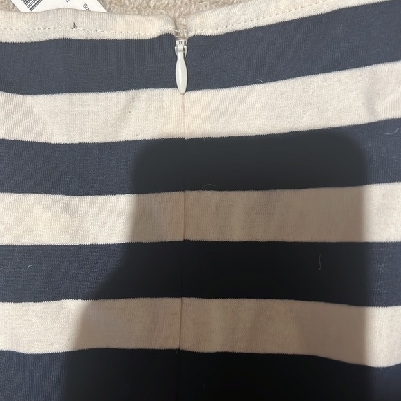 Jcrew navy and cream ruffle peplum top sz s NWT - Picture 6 of 7